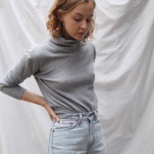 Madewell cropped mock neck sweatshirt in grey